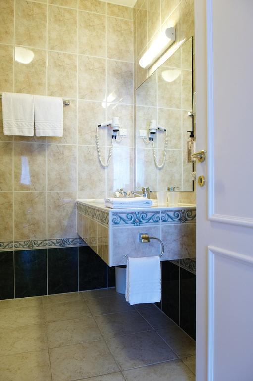 Hotel La Roseraie Wemmel Ngoại thất bức ảnh