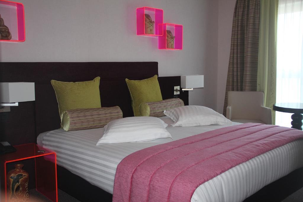 Hotel La Roseraie Wemmel Phòng bức ảnh