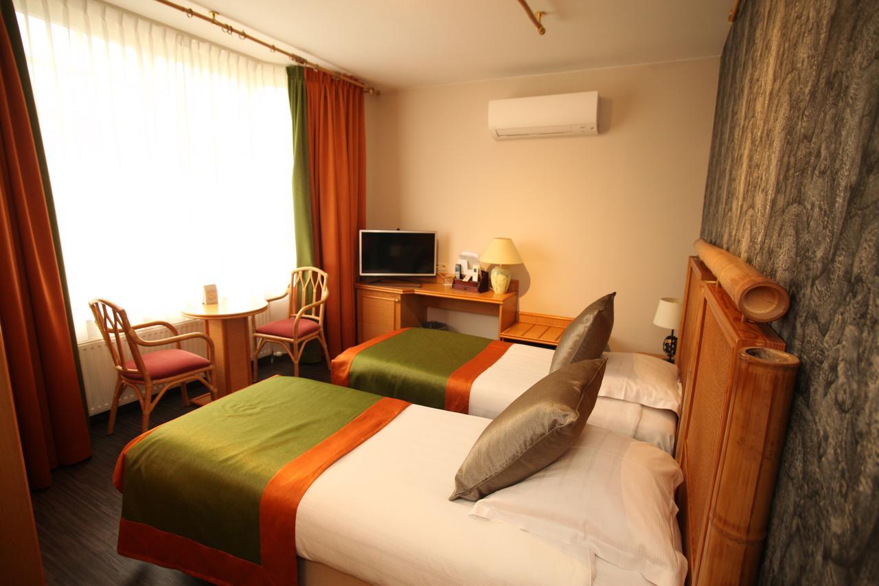 Hotel La Roseraie Wemmel Ngoại thất bức ảnh